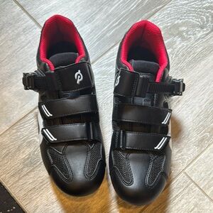 Women’s Peloton Shoes - SZ 39